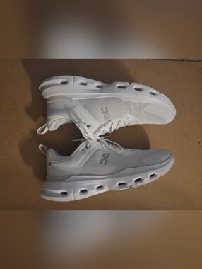On Running Sneakers Men Size 10 Cloudpuls